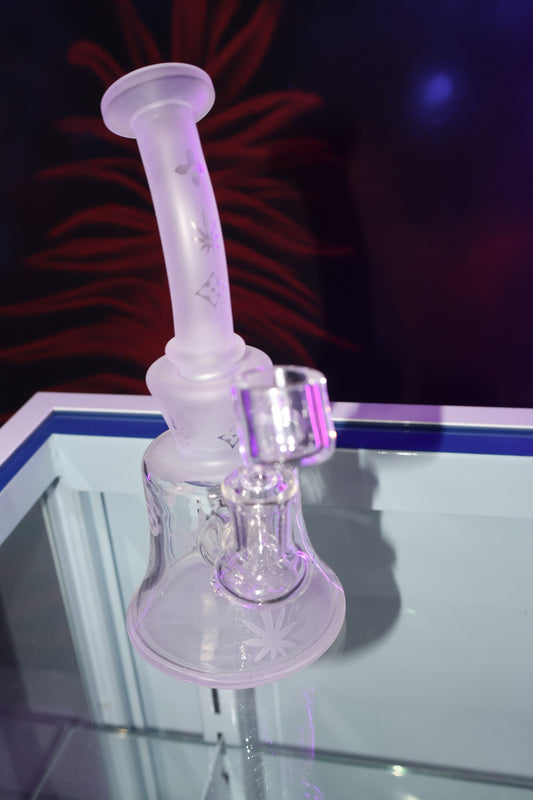 Mini Bong de Vidrio Frosted con Grabados y Cuello Inclinado