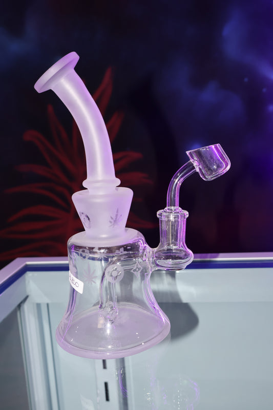 Mini Bong de Vidrio Frosted con Grabados y Cuello Inclinado