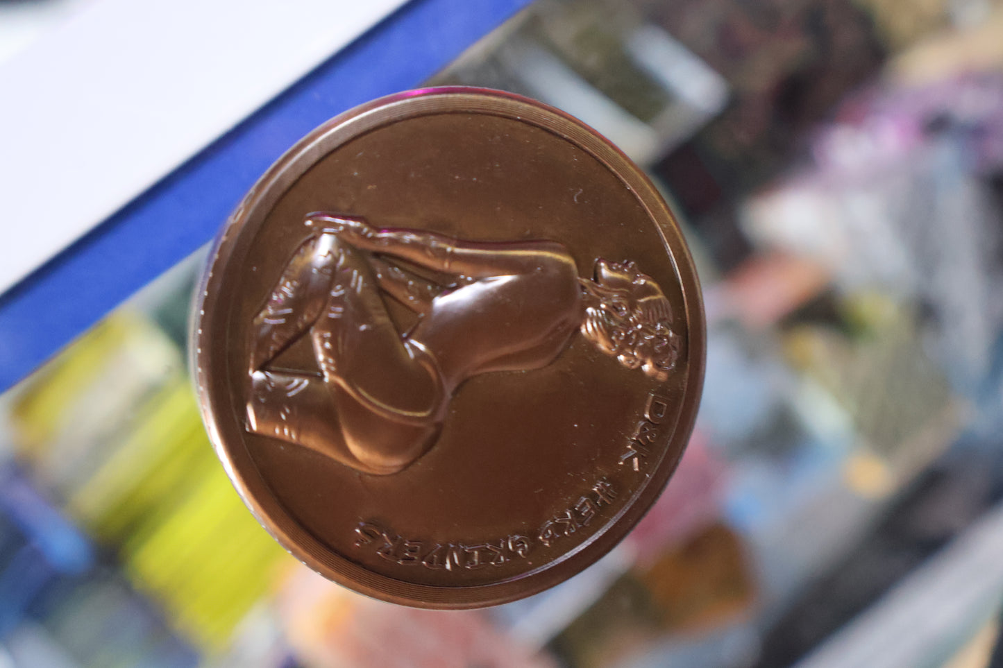 Grinder Metálico de 4 Piezas con Diseño Grabado